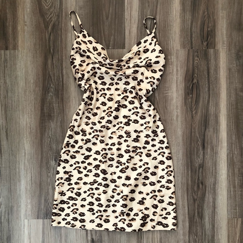 Forever 21 cream cheetah print cowl neck dress size small
